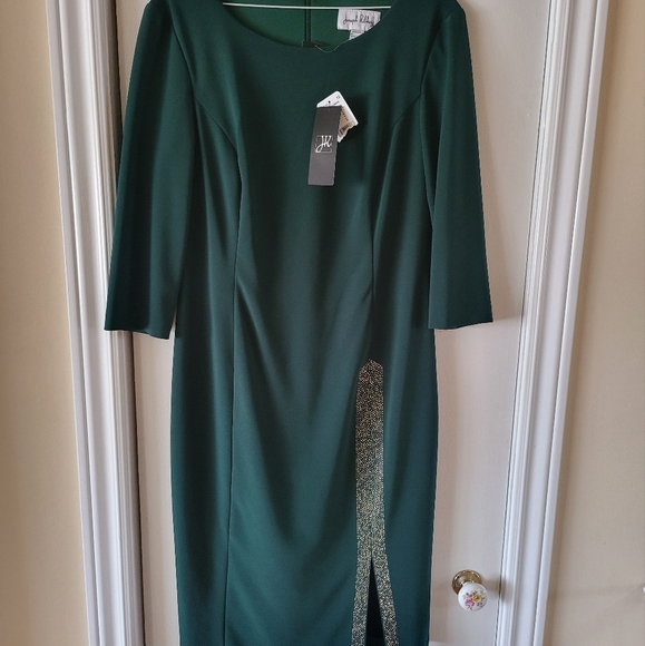 Dress - Picture 1 of 4